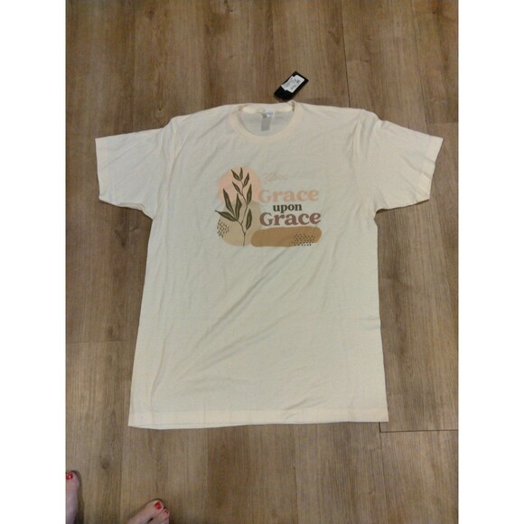 Women's Large tee-shirt NWT graphic religious t-shirt - Picture 1 of 4